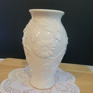 Lenox Off-White Embossed Flower Vase